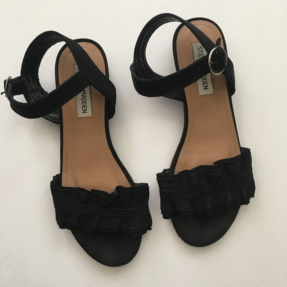 Steve Madden Brett Black Suede Sandals 6.5